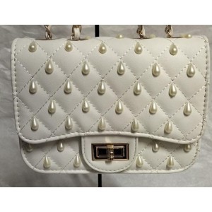 Borsa ecopelle bianca 09/25 Bor Est € 38,50 Borsa ecopelle bianca 09/25 Bor Est € 38,50