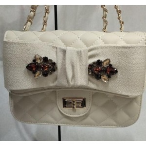 Borsa ecopelle avorio 12/25 Bor Est € 38,50