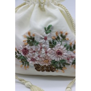 Sacchetto seta 04/22 Ric € 4,50