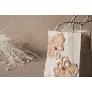 Shopper con fiori in pizzo - 010 € 7,00